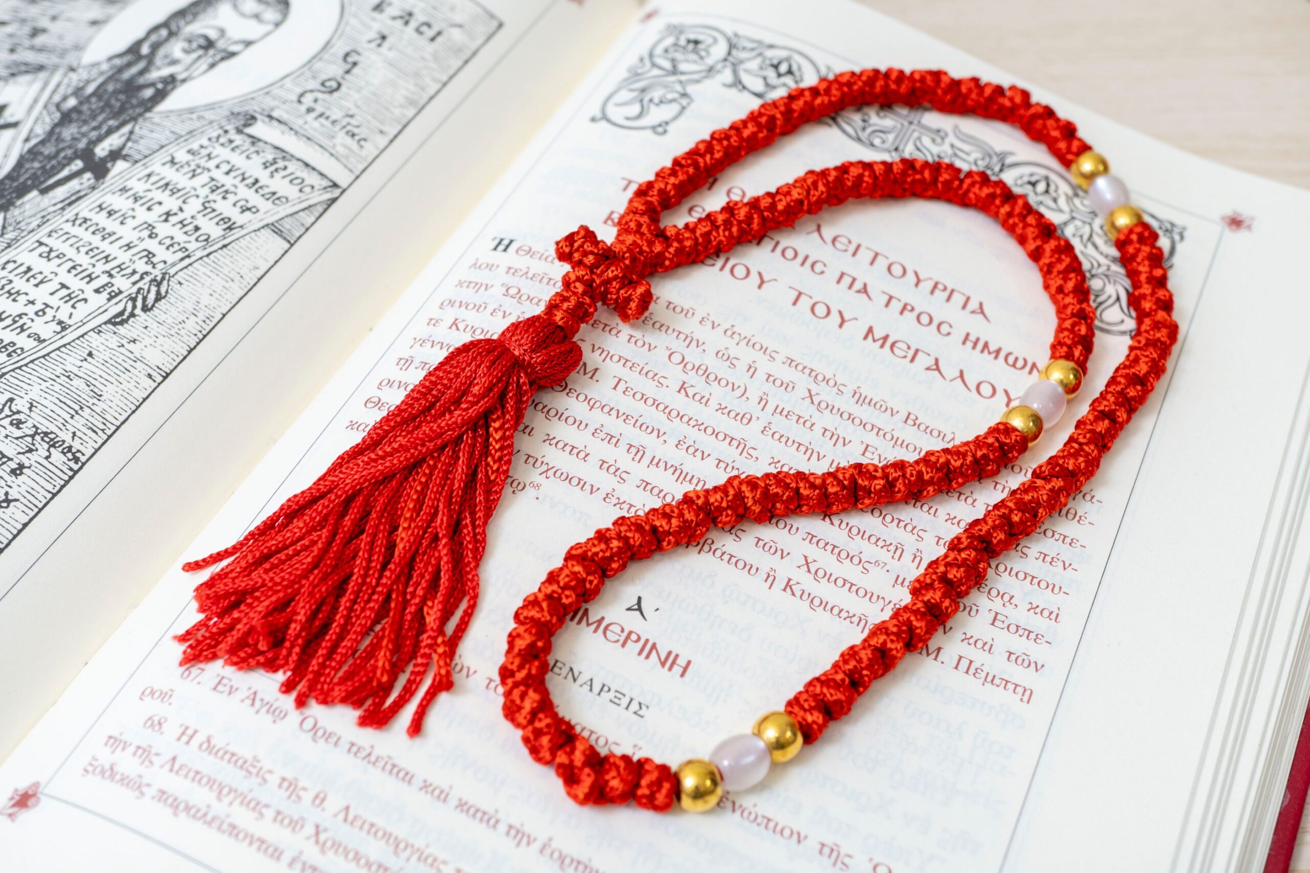 Prayer Rope 100 Knots in red cord with pearl beads and tassel Orthodox komboskini